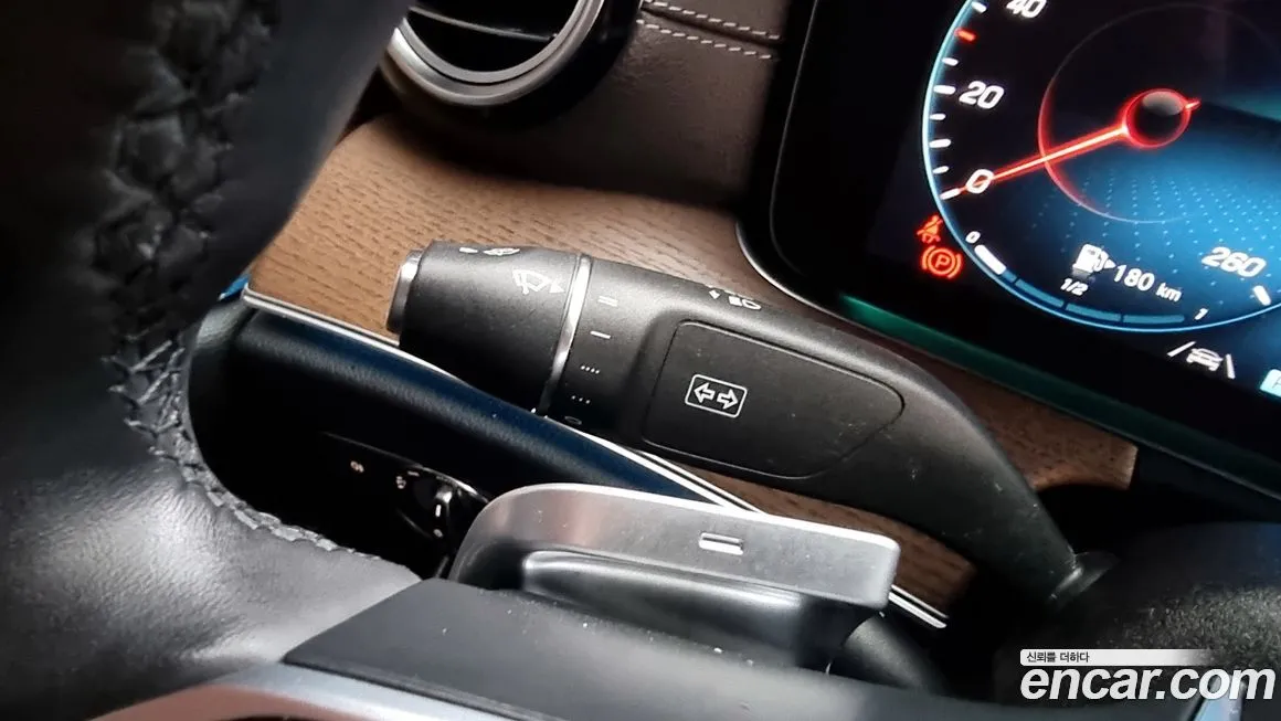 Mercedes-Benz E-Class 2023 из KR, фото 9