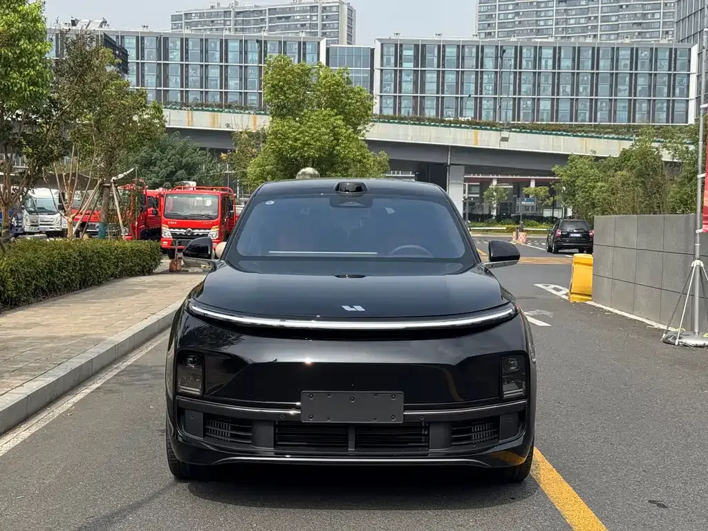 Li Auto L9 2025 из CN, фото 2