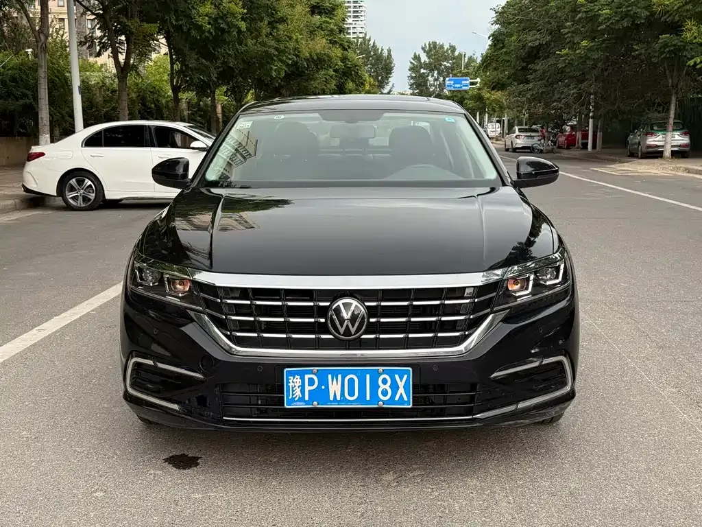 Volkswagen Passat 2021 из CN, фото 10