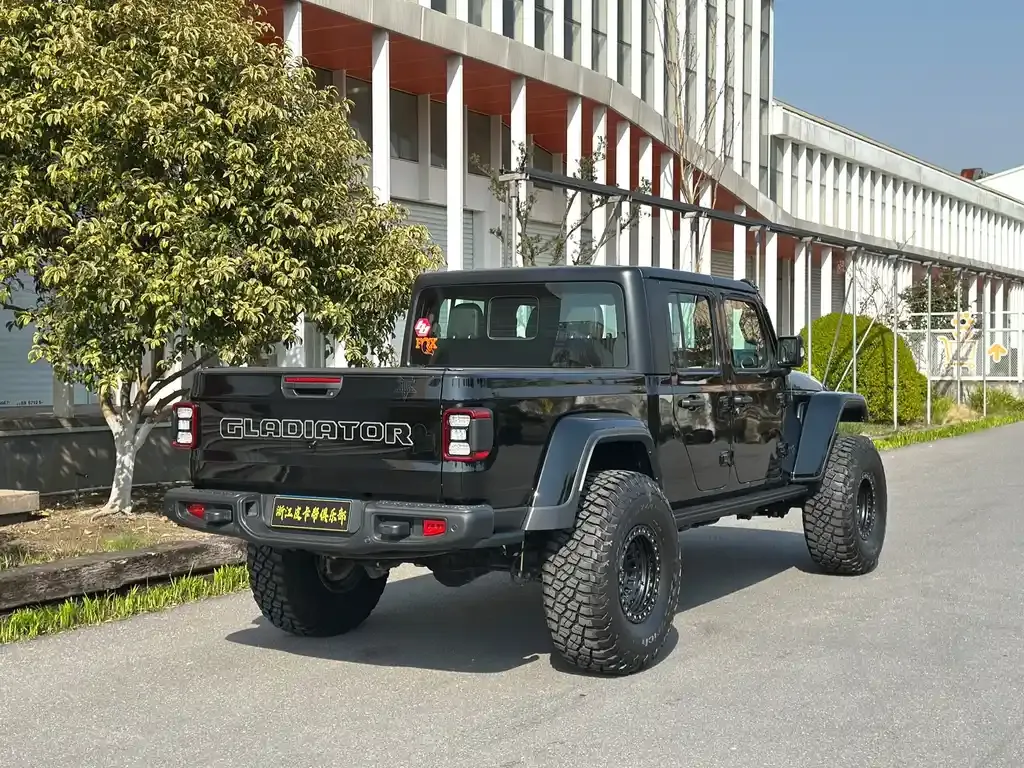 Jeep Gladiator 2023 из CN, фото 3