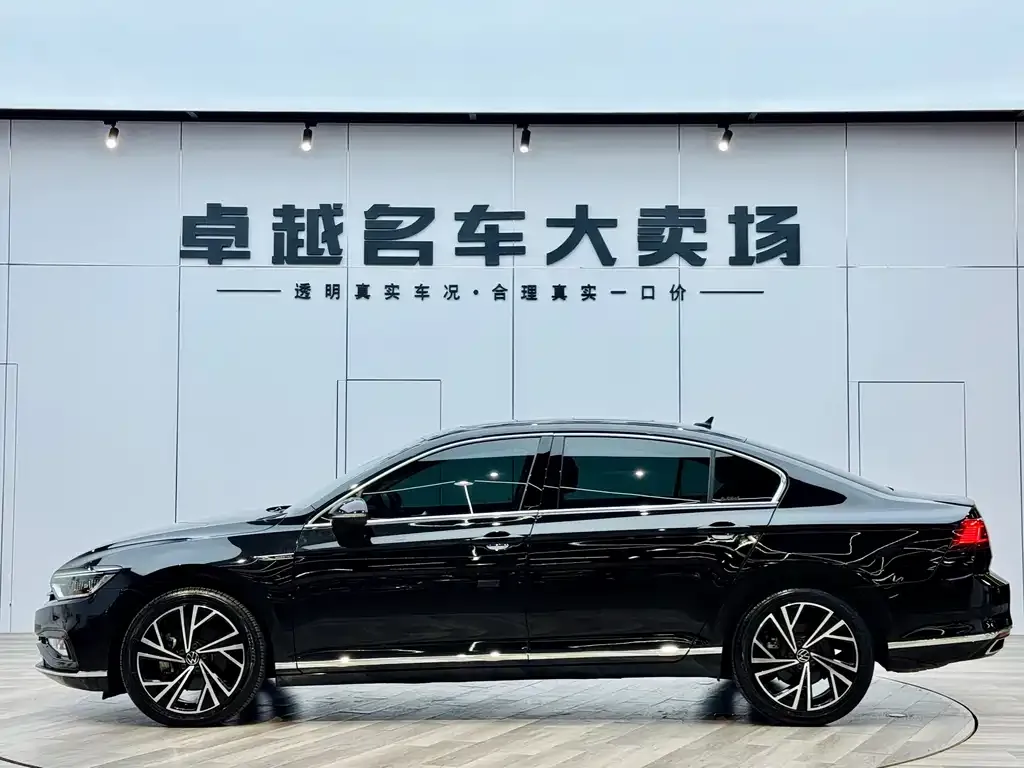 Volkswagen Magotan 2022 из CN, фото 4