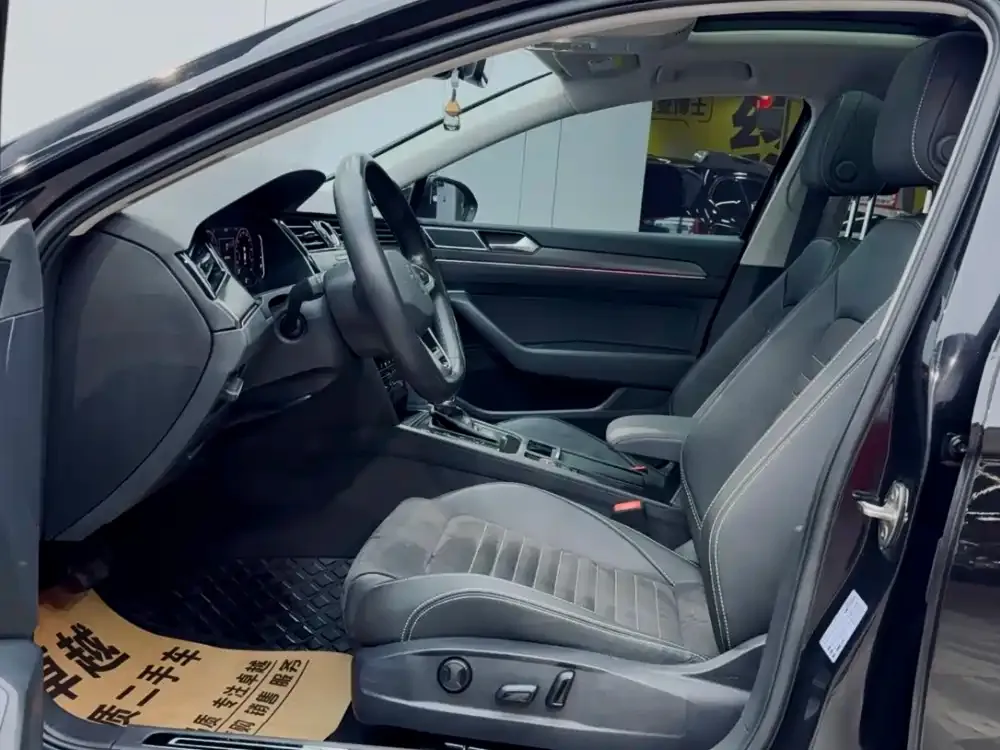 Volkswagen Magotan 2022 из CN, фото 9