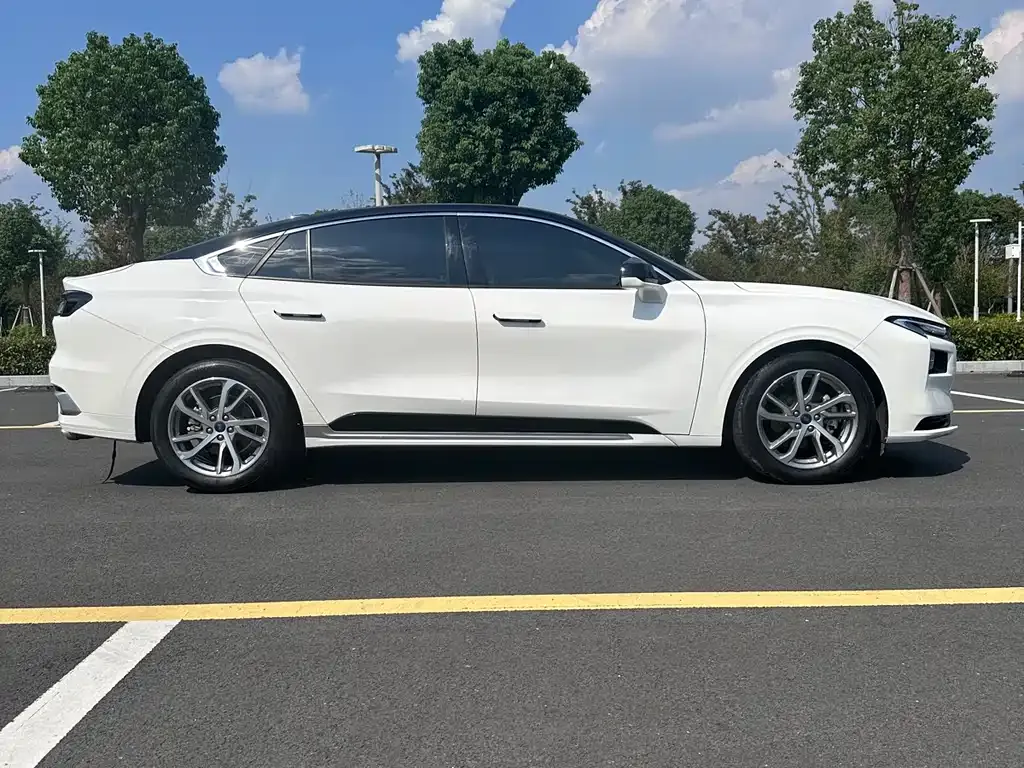 Ford Mondeo 2023 из CN, фото 4