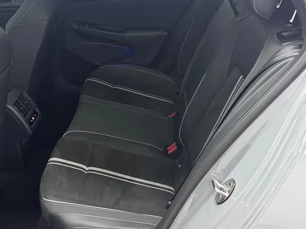 [object Object] Golf 2022 из CN, фото 8