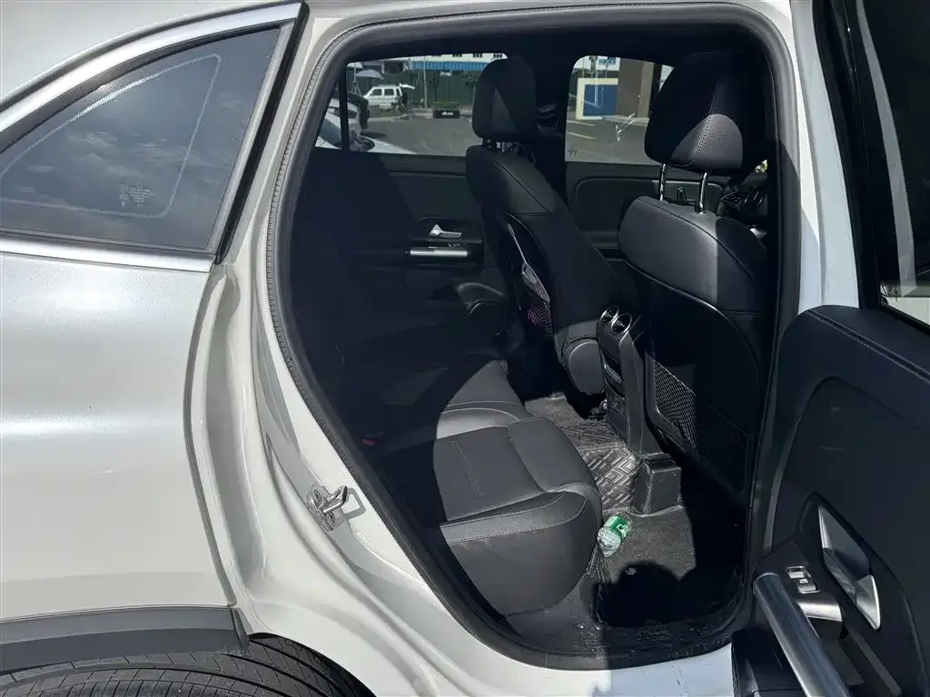 Mercedes-Benz GLA 2024 из CN, фото 5