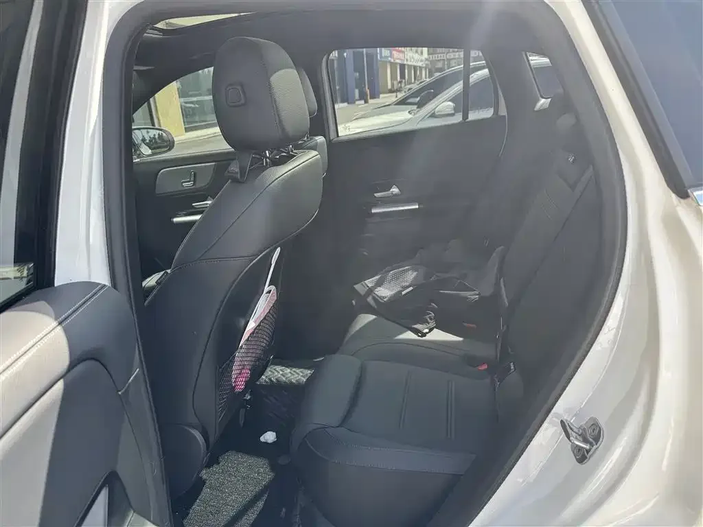 Mercedes-Benz GLA 2024 из CN, фото 6