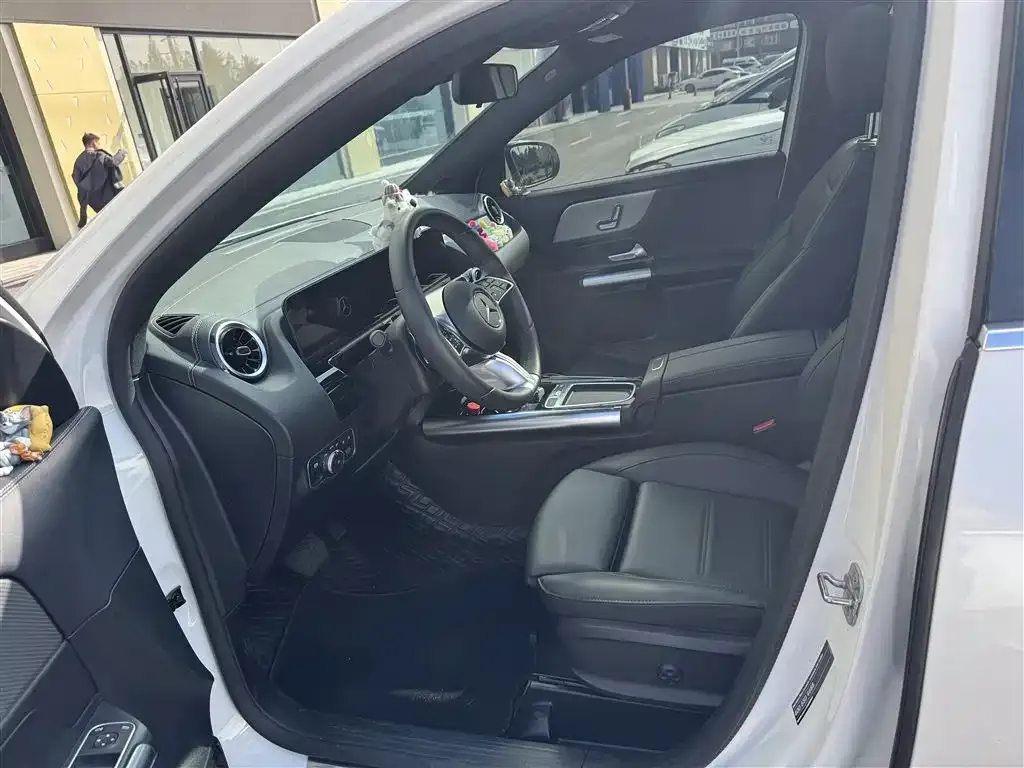 Mercedes-Benz GLA 2024 из CN, фото 7