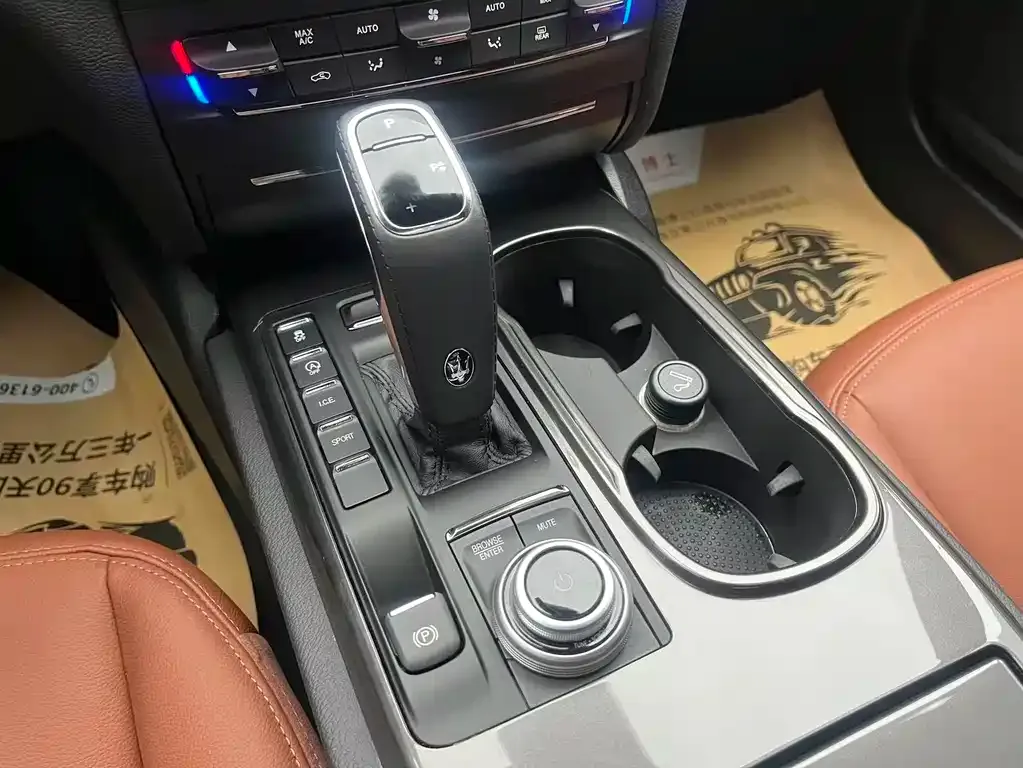 Maserati Ghibli 2022 из CN, фото 10
