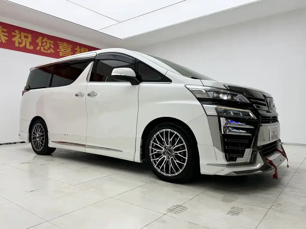 Toyota Vellfire 2021 из CN, фото 3