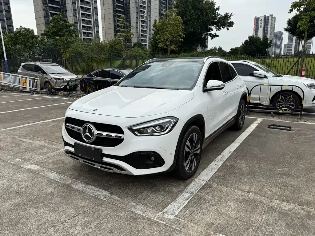 Mercedes-Benz GLA 2023 из CN, фото 1