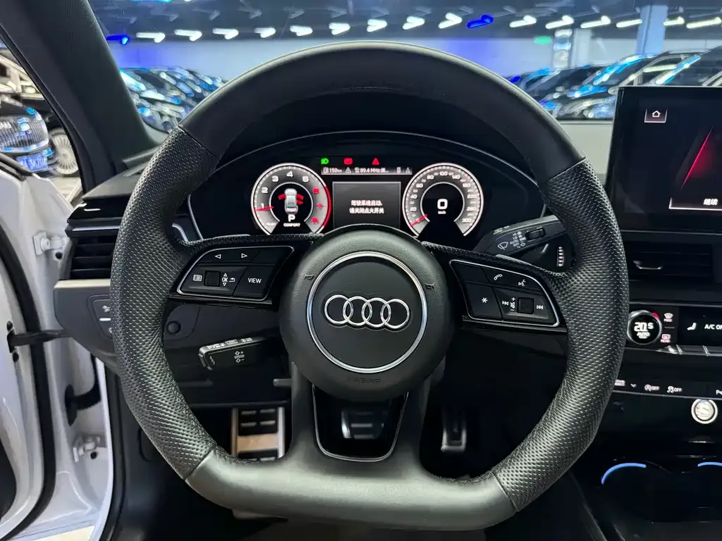 Audi A4L 2024 из CN, фото 6