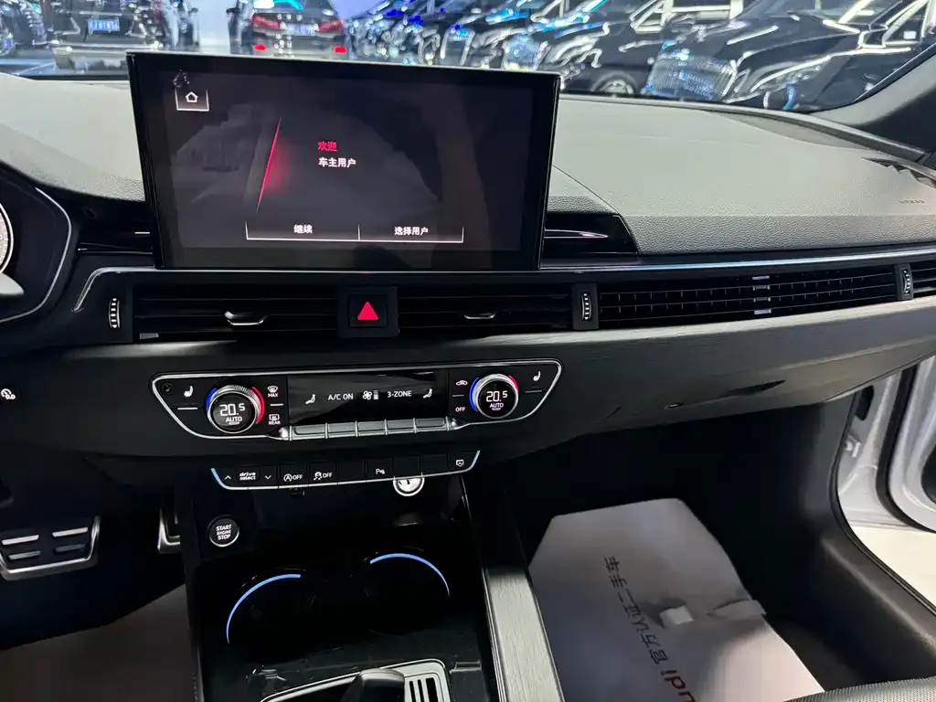 Audi A4L 2024 из CN, фото 7