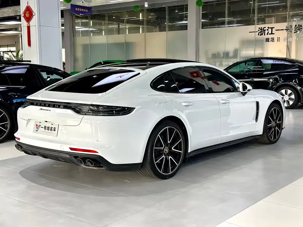 Porsche Panamera 2023 из CN, фото 3