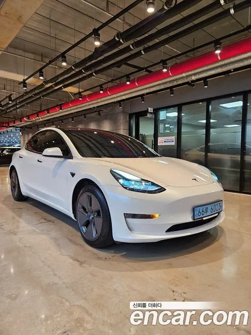 Tesla Model 3 2022 из KR, фото 2