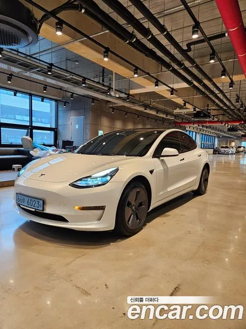 Tesla Model 3 2022 из KR, фото 3