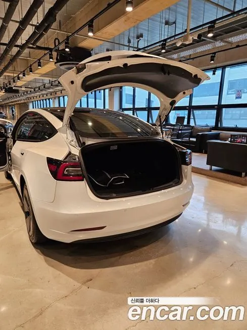 Tesla Model 3 2022 из KR, фото 7