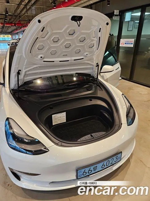 Tesla Model 3 2022 из KR, фото 8