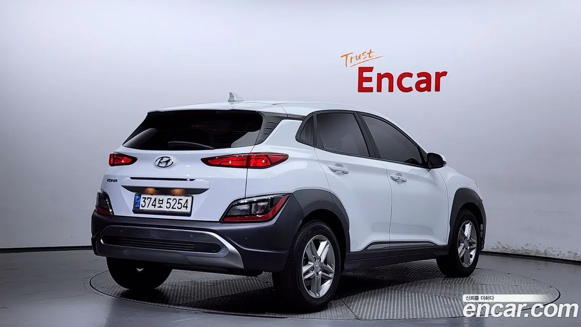 Hyundai Kona — фото 2