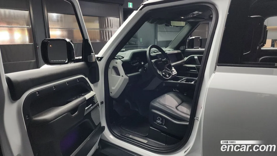Land Rover Defender 2024 из KR, фото 10