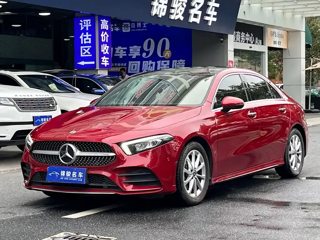 Mercedes-Benz A-Class — фото 1