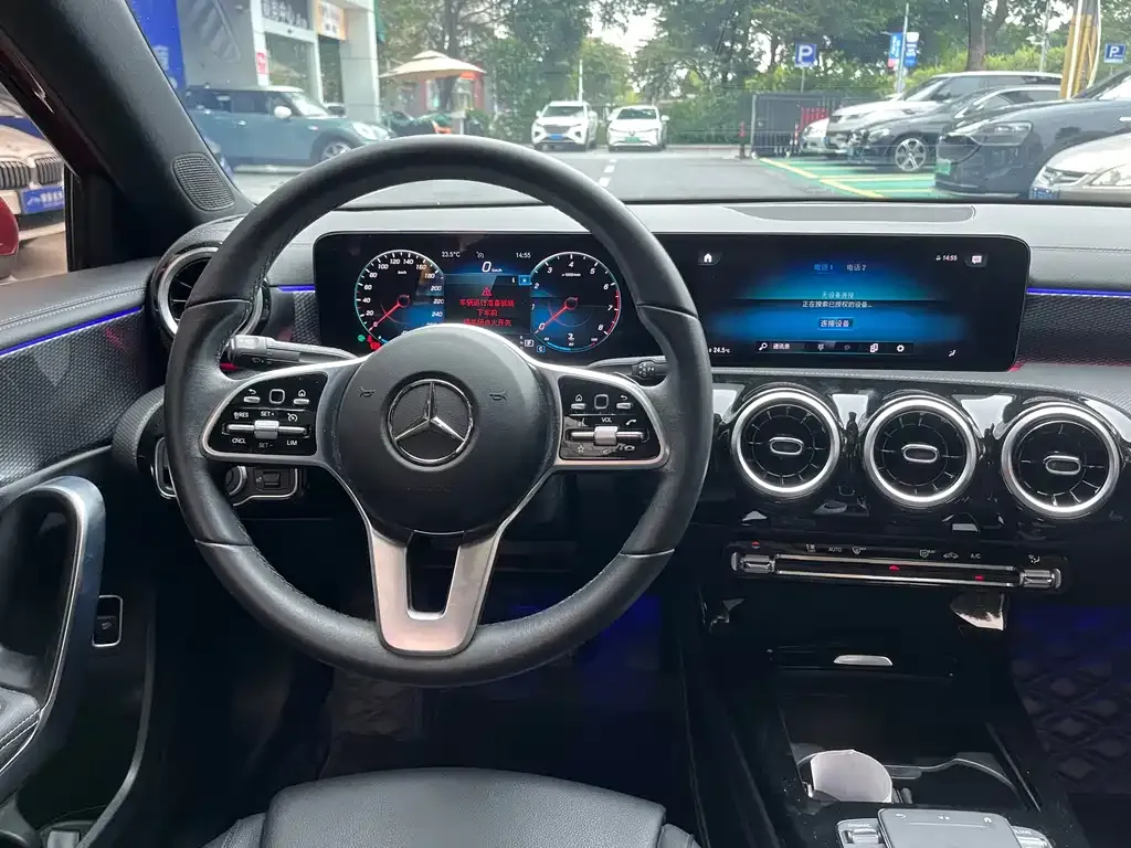 Mercedes-Benz A-Class — фото 10