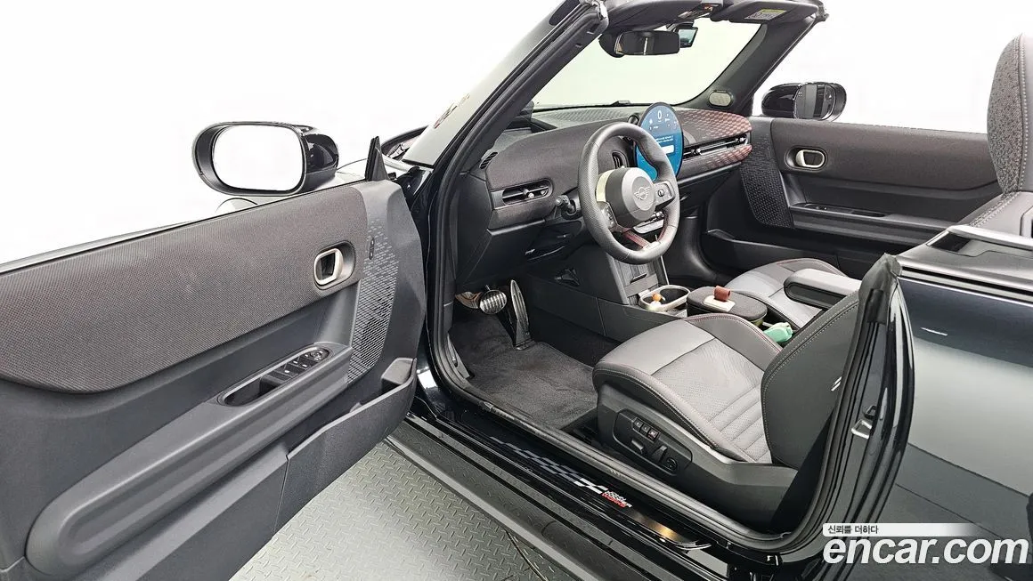 [object Object] Cooper Convertible 2025 из KR, фото 10