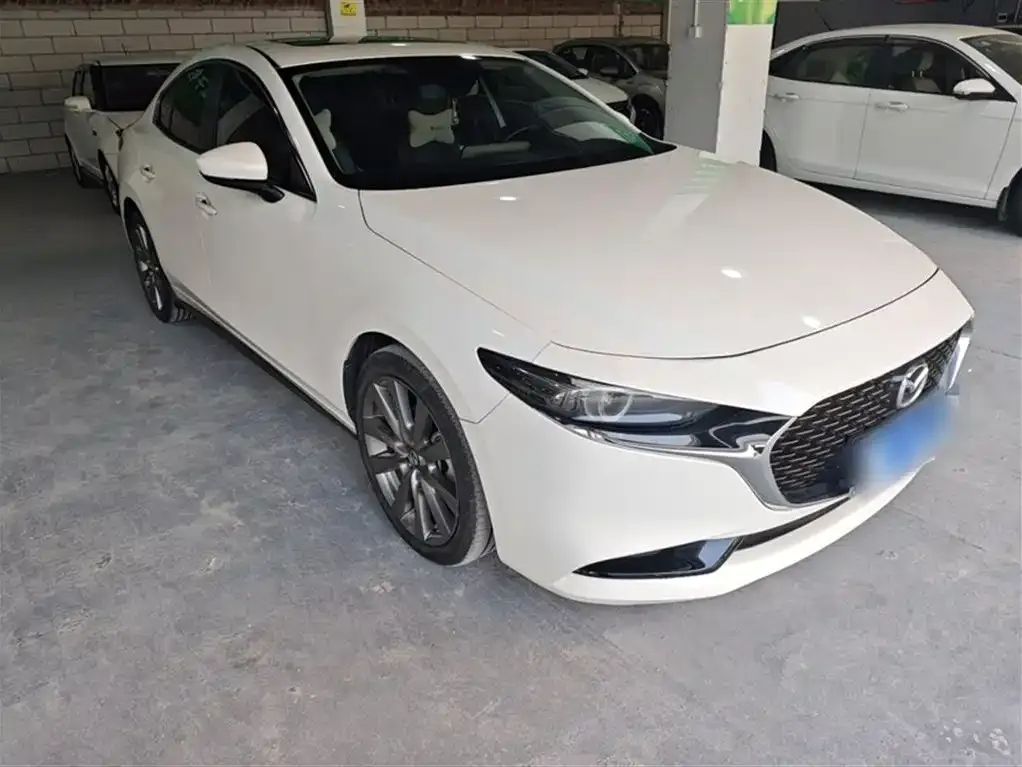 Mazda 3 Axela 2022 из CN, фото 3