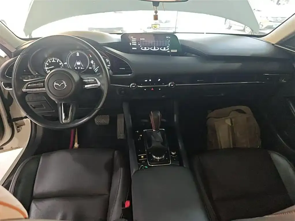 Mazda 3 Axela 2022 из CN, фото 8