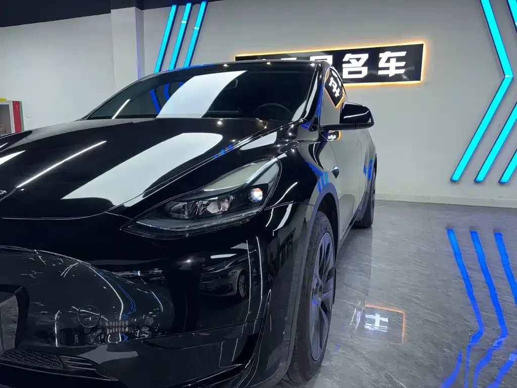 Tesla Model Y 2024 из CN, фото 4