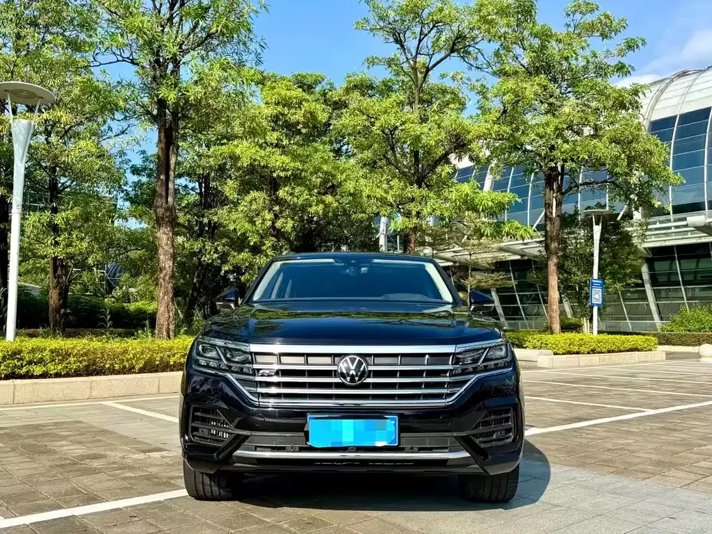 Volkswagen Touareg 2021 из CN, фото 2