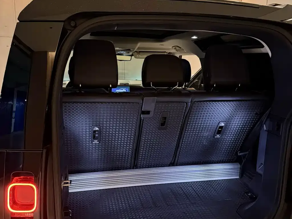 Land Rover Defender 2022 из CN, фото 9