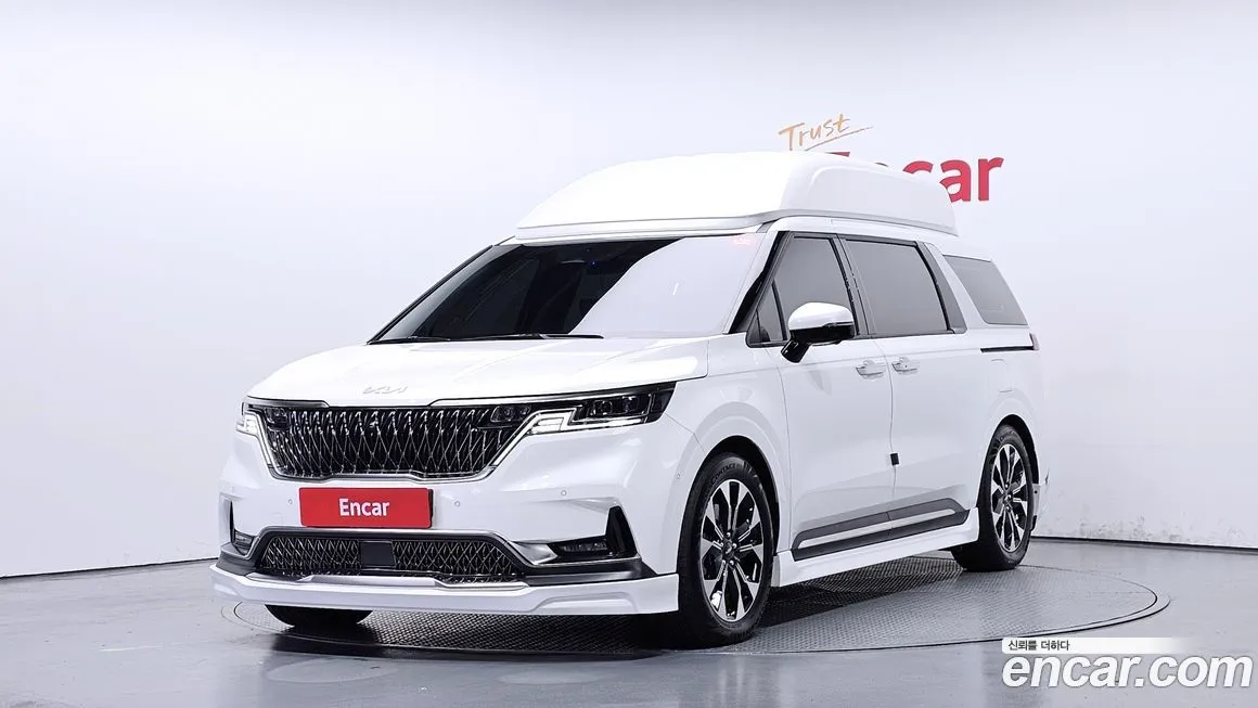 Kia Carnival — фото 1