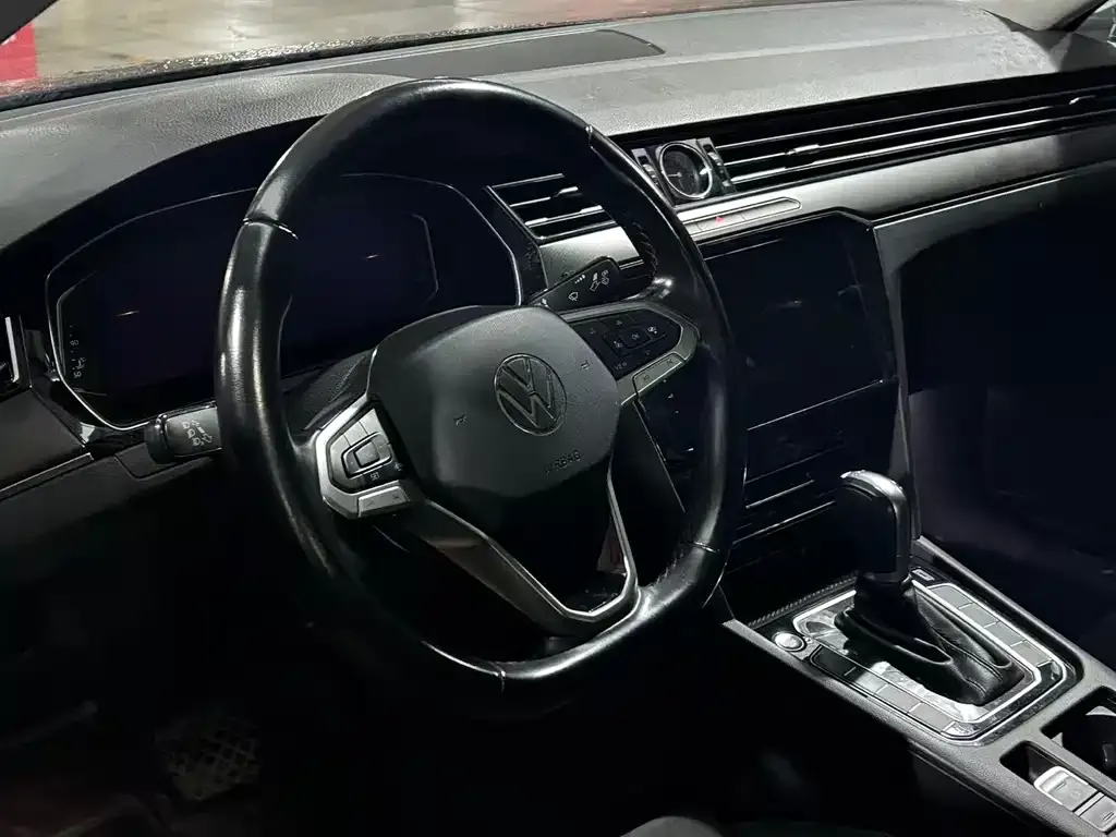Volkswagen Magotan 2021 из CN, фото 2