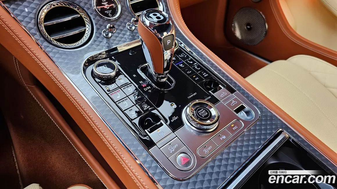 Bentley Continental 2022 из KR, фото 9