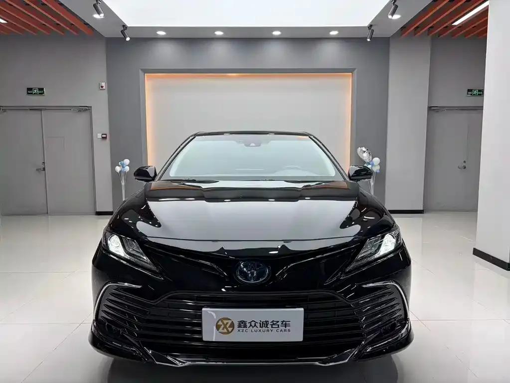 Toyota Camry 2024 из CN, фото 2