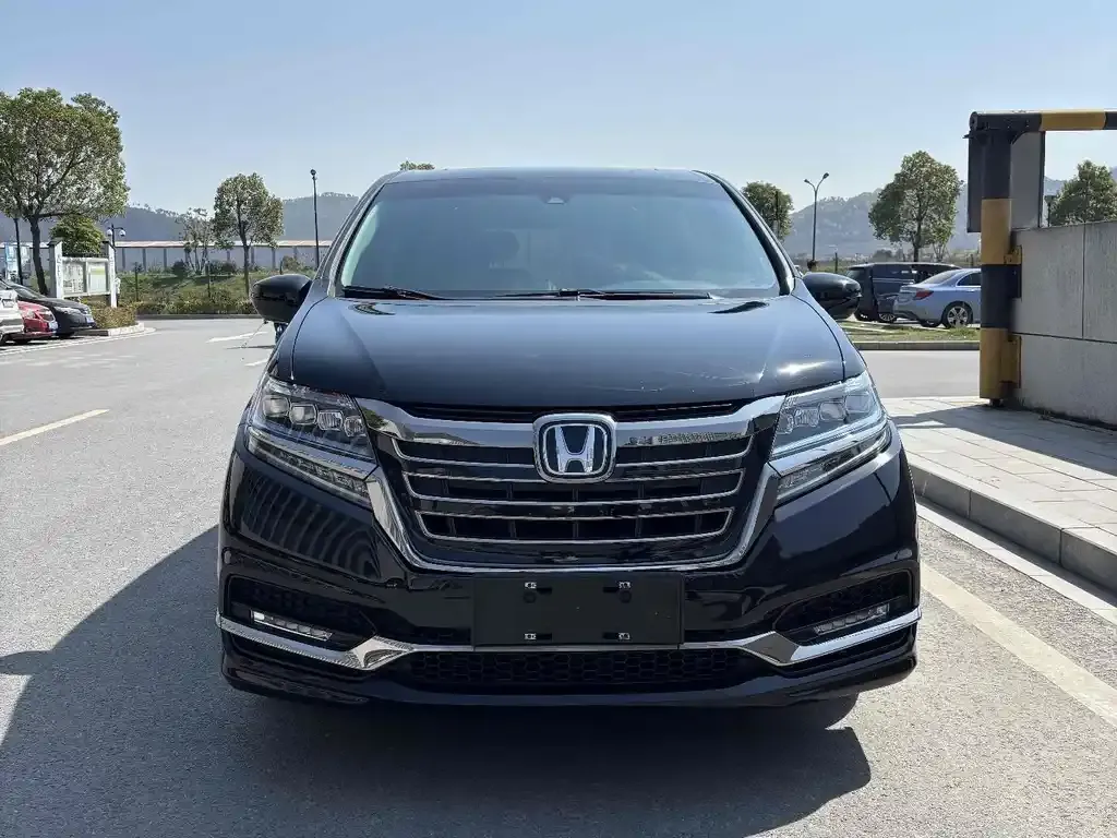 Honda Elysion 2021 из CN, фото 2