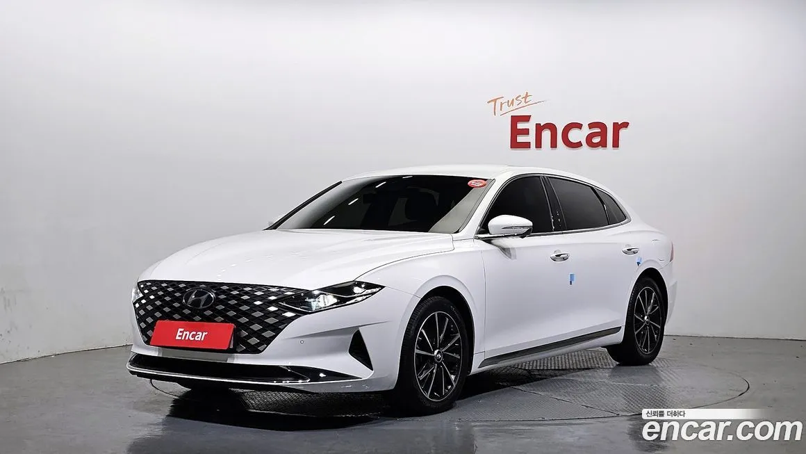 Hyundai Grandeur 2022 из KR, фото 1