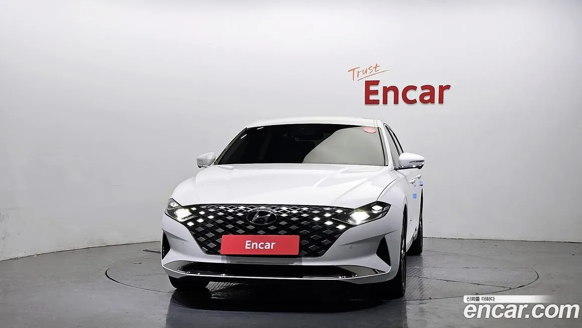 Hyundai Grandeur 2022 из KR, фото 3