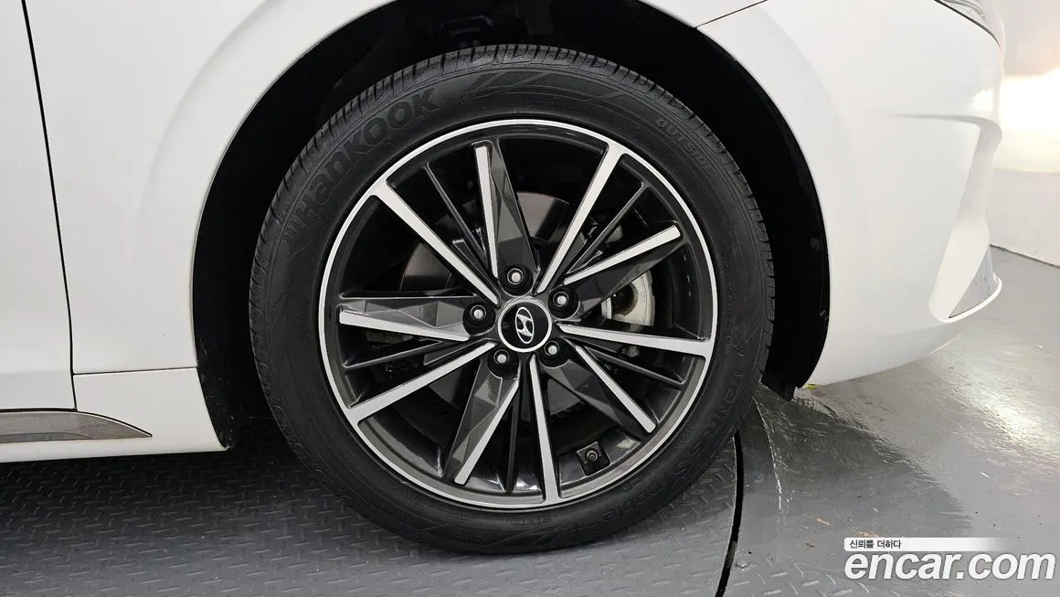 Hyundai Grandeur 2022 из KR, фото 5