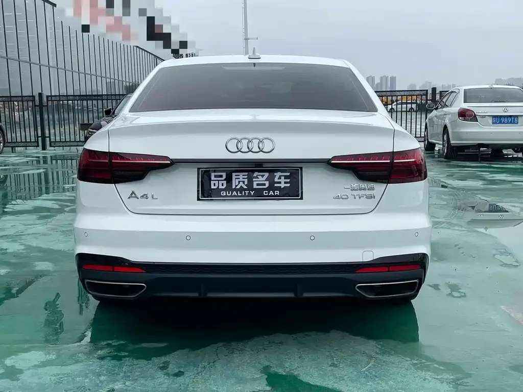 Audi A4L 2022 из CN, фото 7