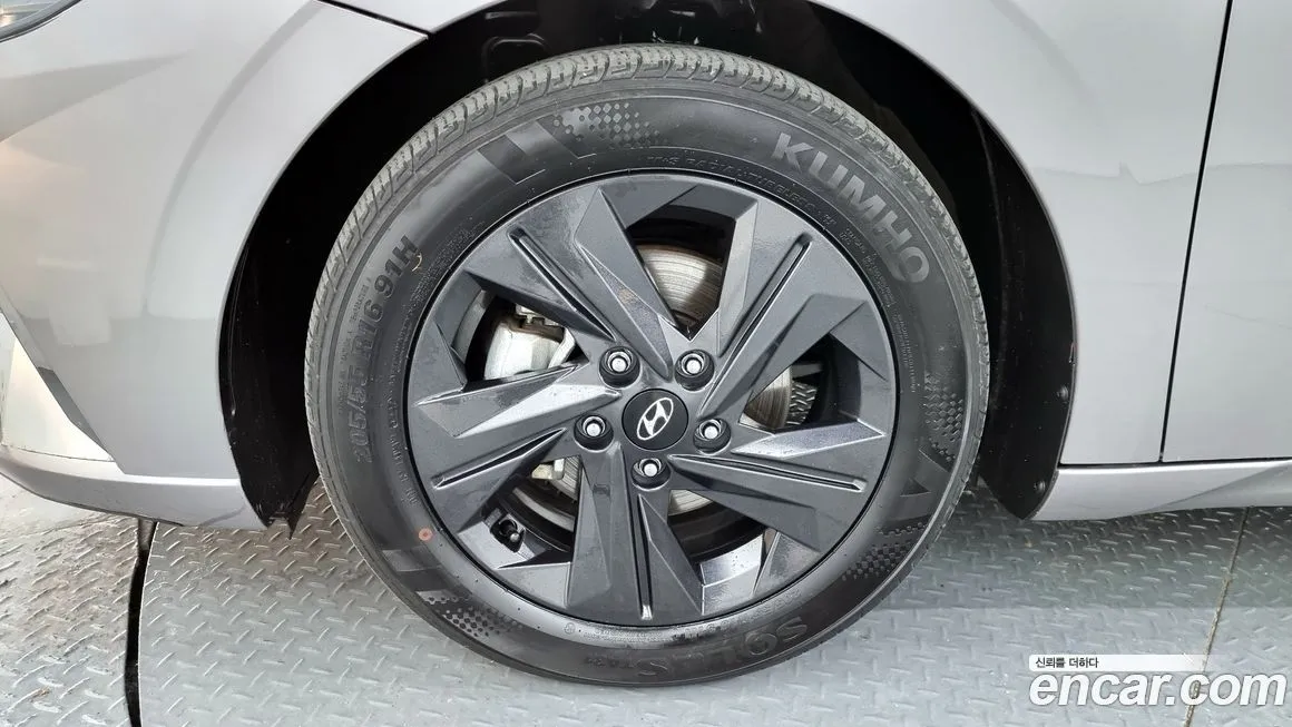 Hyundai AVANTE 2021 из KR, фото 5