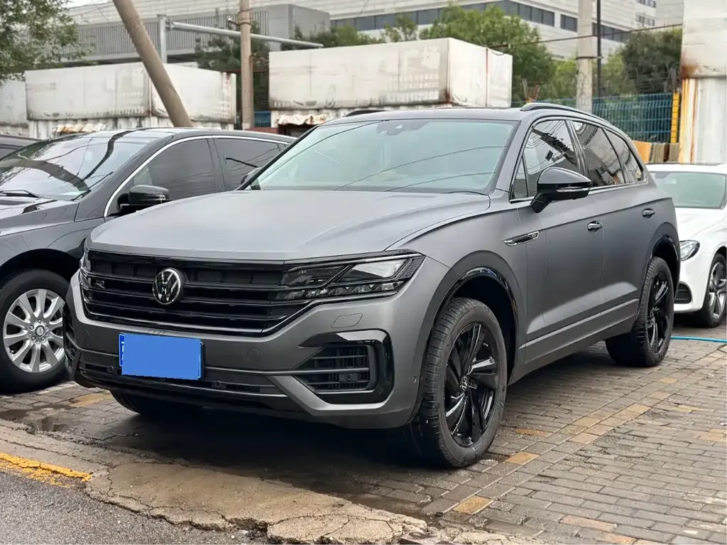 Volkswagen Touareg 2024 из CN, фото 1