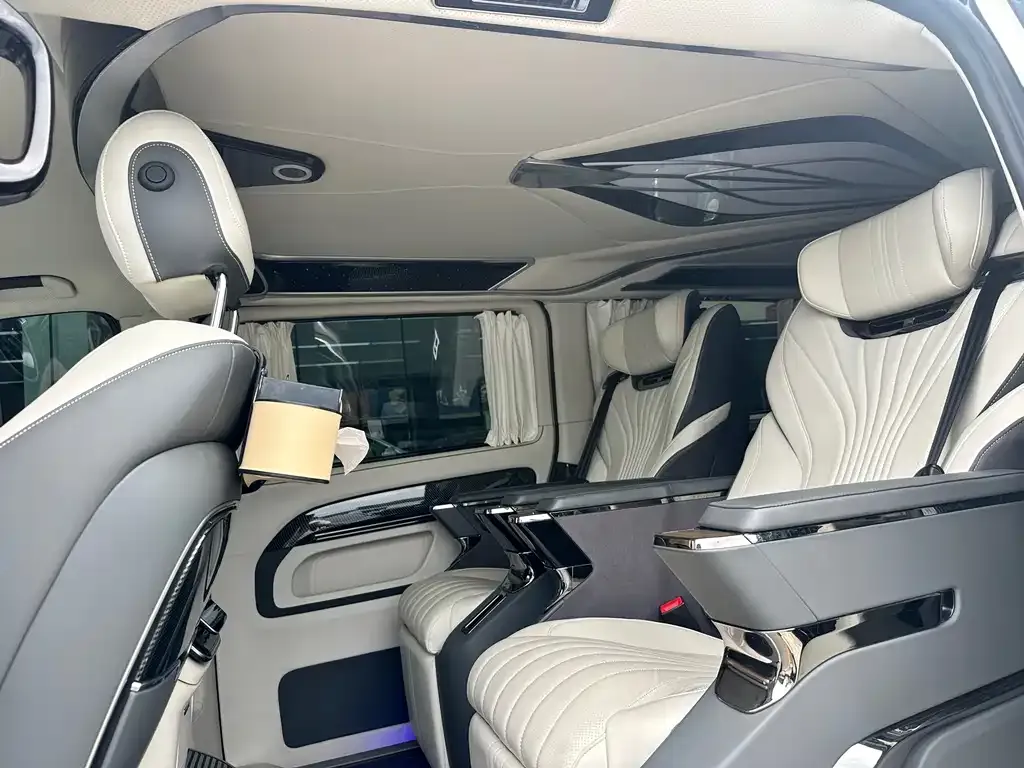 Mercedes-Benz Vito 2024 из CN, фото 6