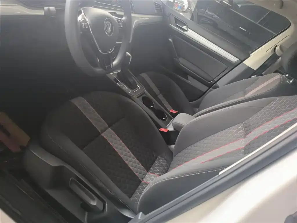 Volkswagen Lamando 2022 из CN, фото 2