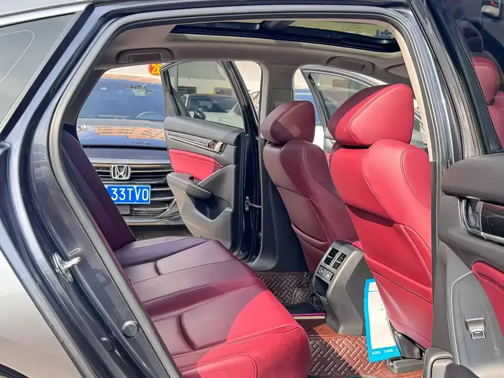 Honda Accord 2022 из CN, фото 8