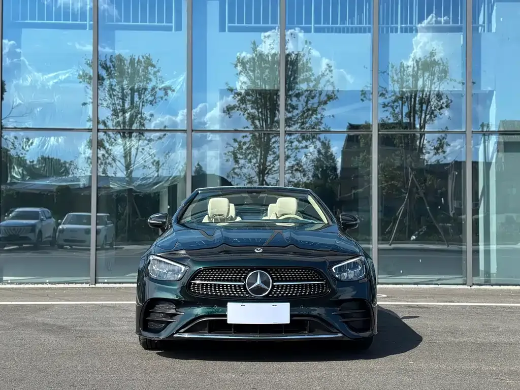 [object Object] E-Class (Import) 2023 из CN, фото 2