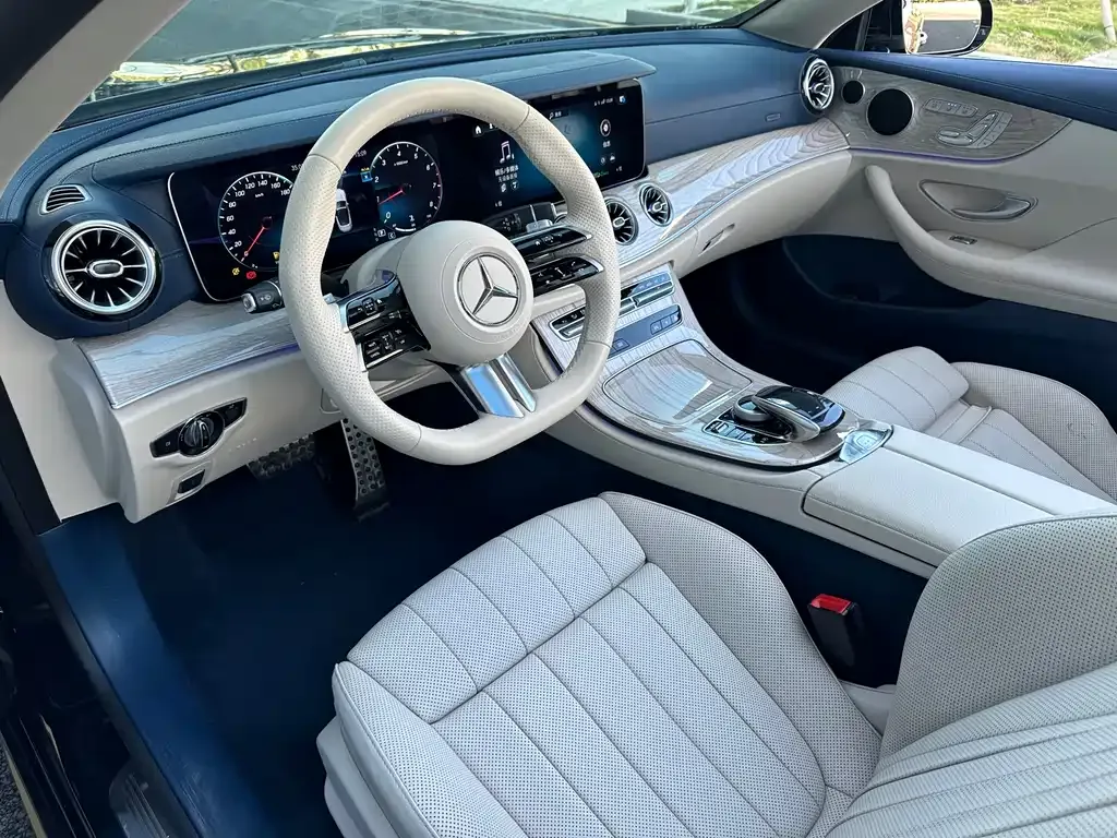 [object Object] E-Class (Import) 2023 из CN, фото 6