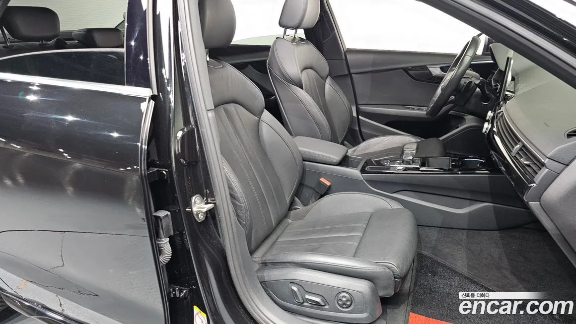 Audi A4 2021 из KR, фото 10