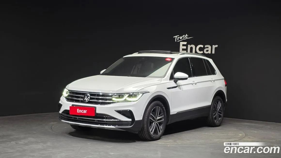 Volkswagen Tiguan — фото 1
