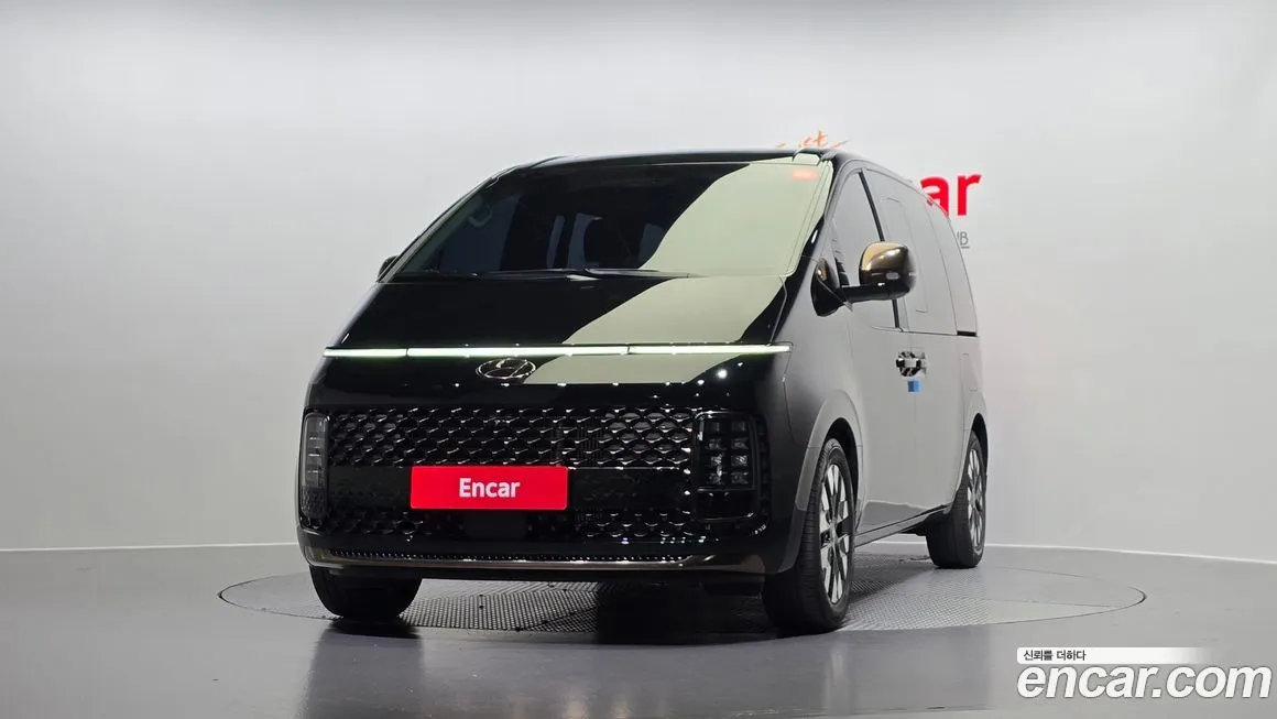 Hyundai Staria — фото 3